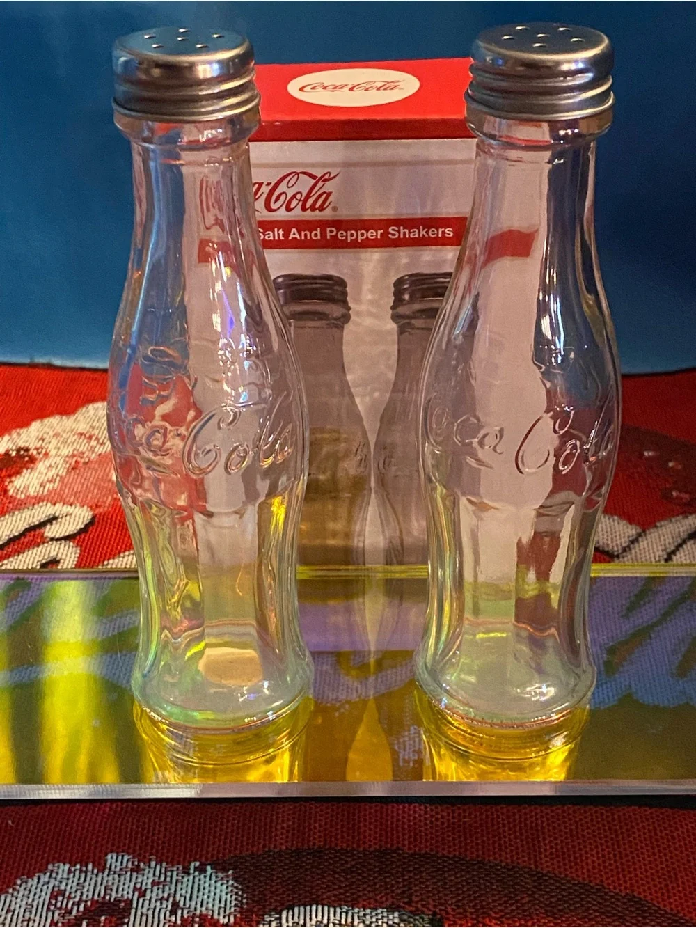 NIB 2009 Coca-Cola Glass Salt & Pepper Shakers-Coke Bottle Set-Official Licensed